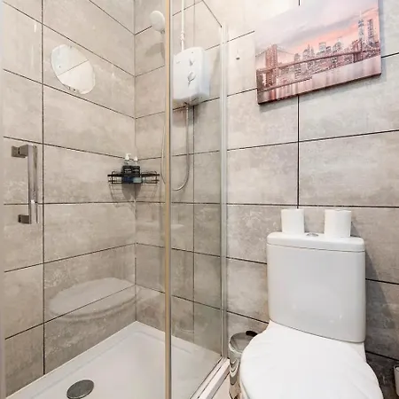 Spring Offer! Cozy 1-Bedroom Apartment In Southampton Centre Exterior photo